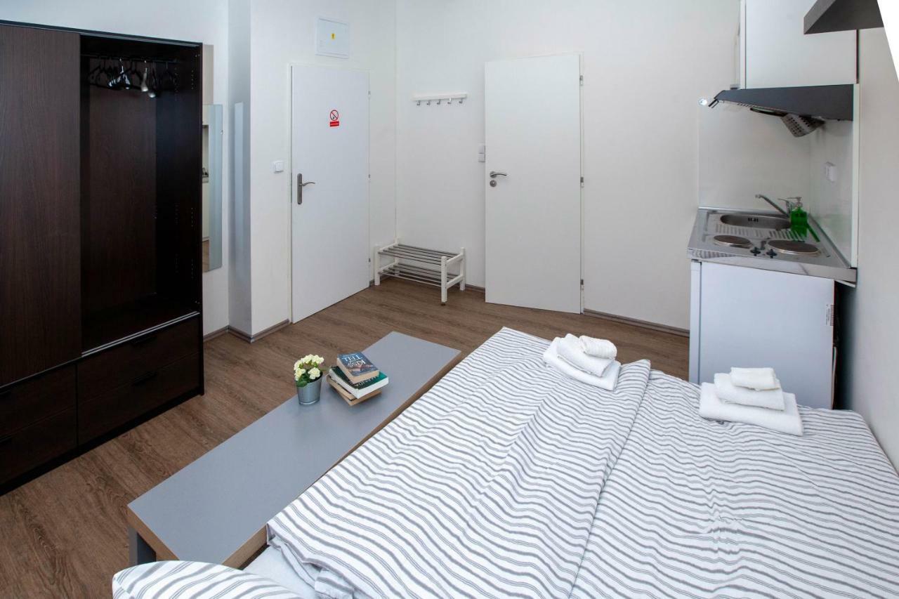 Zizkov Cosy Studio Apartments Prague Exterior photo